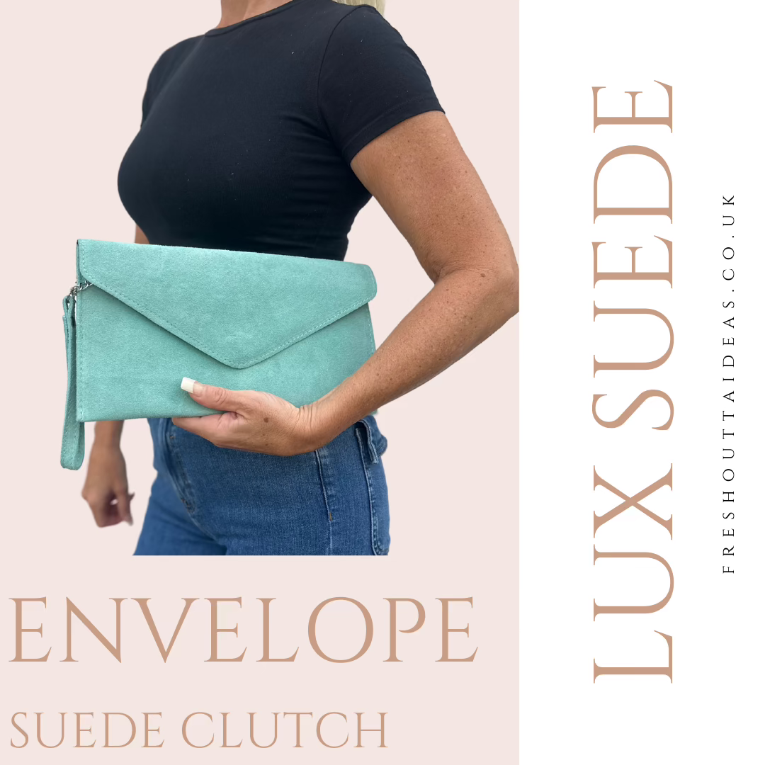 Envelope clutch outlet