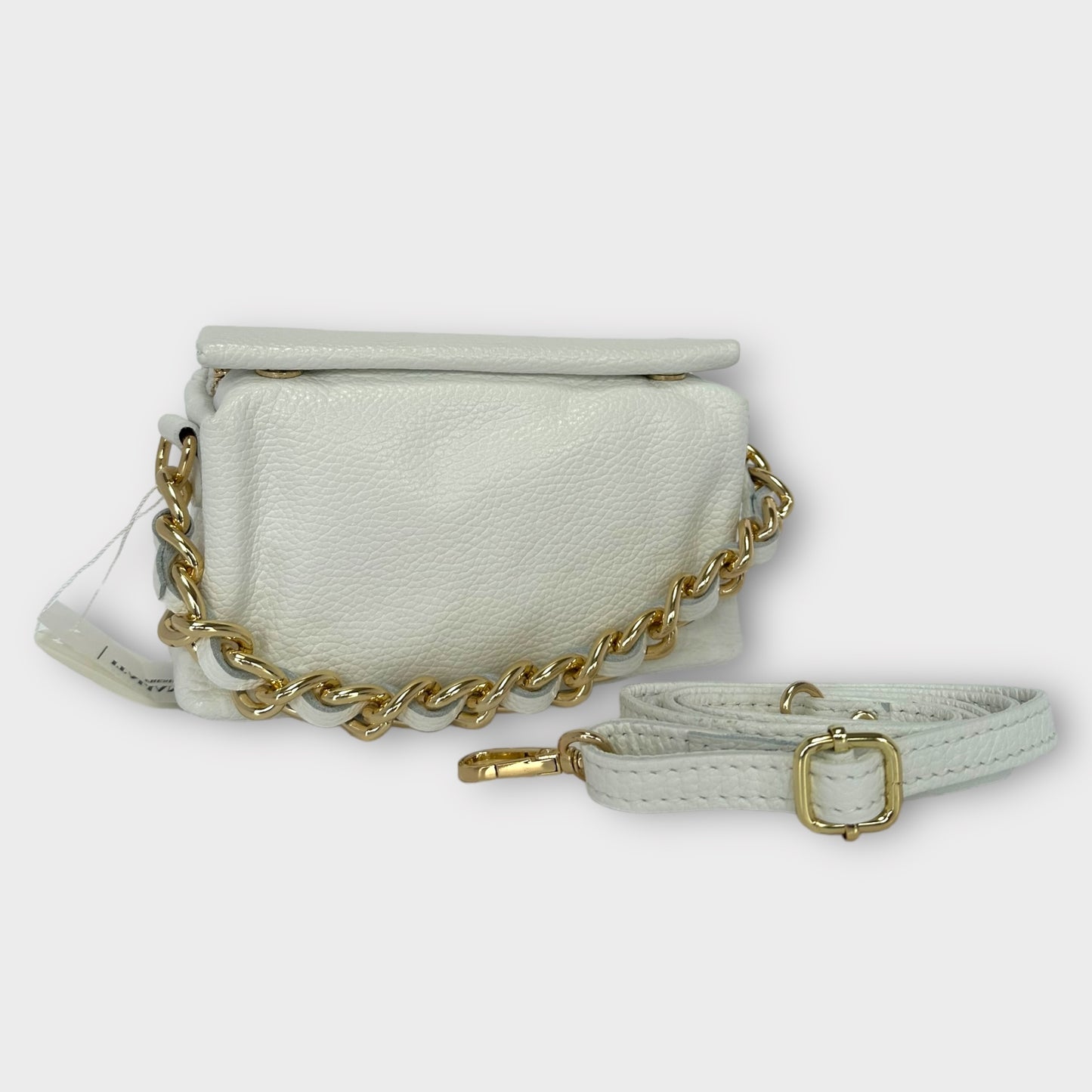 Lois  - Box shaped bag with chain detail